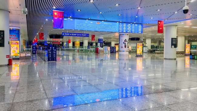 連接香港樞紐：深圳福田站候車大廳 LED 廣告核心價(jià)值解析