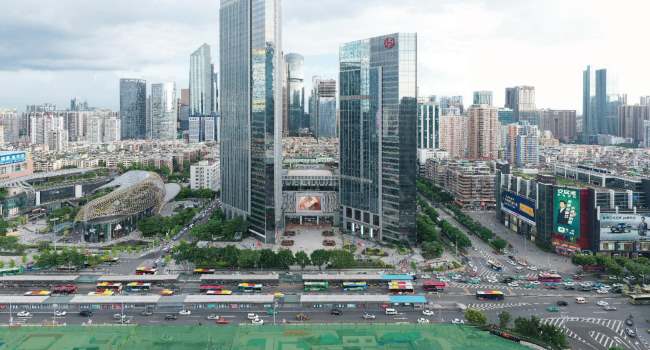 第一戶外傳媒-廣州天河商圈LED大屏廣告